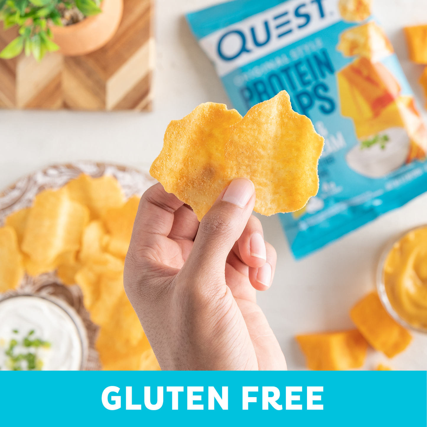 cheddar-and-sour-cream-original-style-protein-chips-j9 qst-000296_cheddar-_-sour-cream-original-style-protein-chips_7.2.png